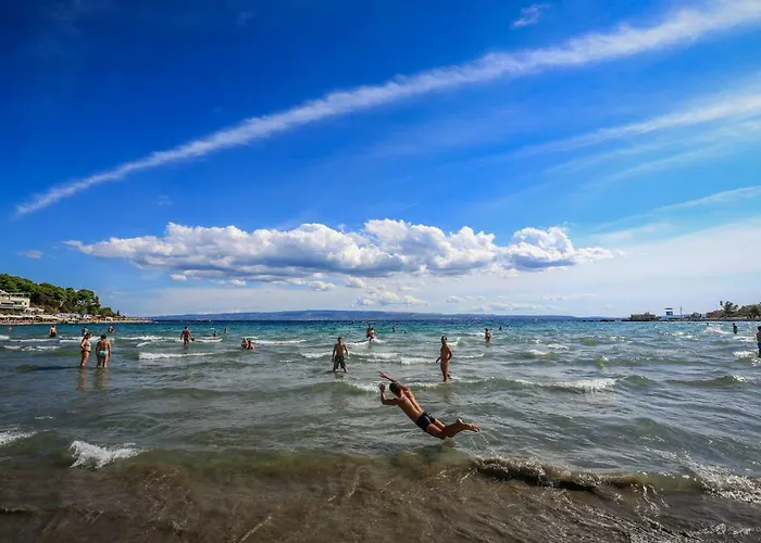 A Quiet Apartment With Balcony In Split About 15 Minutes Walk From The Old Center And Beach