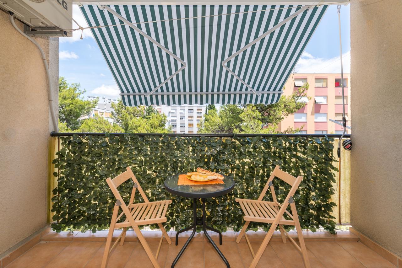 Apartman A Quiet With Balcony In About 15 Minutes Walk From The Old Center And *